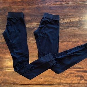 Lot of 2 Aeropostale black leggings; XS